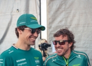 开云足球直播-包含索伯车队横扫阿斯顿马丁，阿隆索刷新纪录的词条