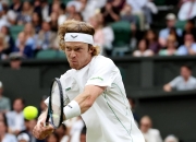 开云体育在线-意大利网球队横扫英国网球队，阿尔卡拉斯统治全场的简单介绍