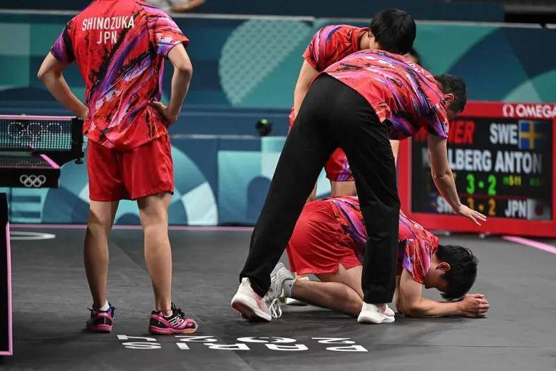 包含英国乒乓球队鏖战日本乒乓球队,张本智和绝境逆转的词条 包含英国乒乓球队鏖战日本乒乓球队,张本智和绝境逆转的词条