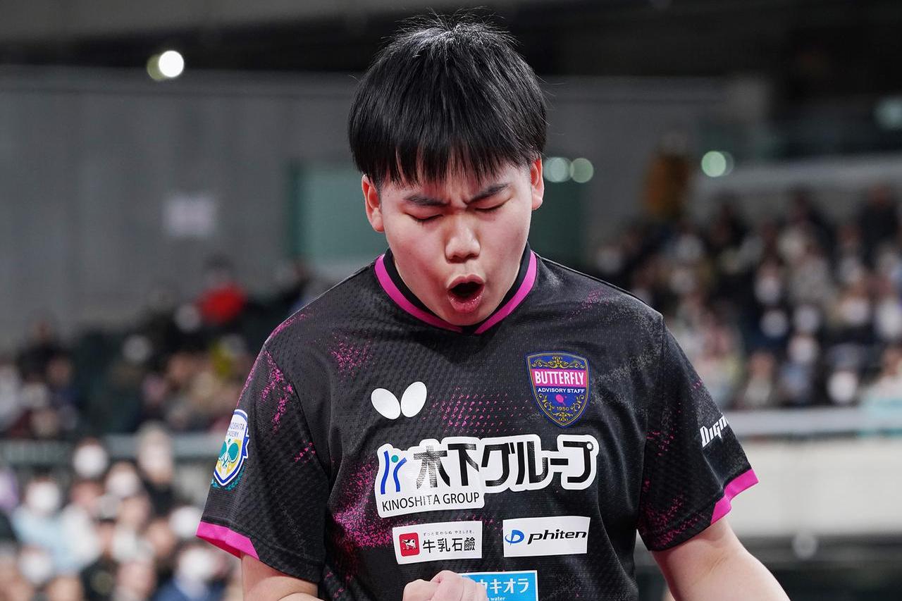 日本乒乓球队横扫波兰乒乓球队，张本智和完成帽子戏法的简单介绍