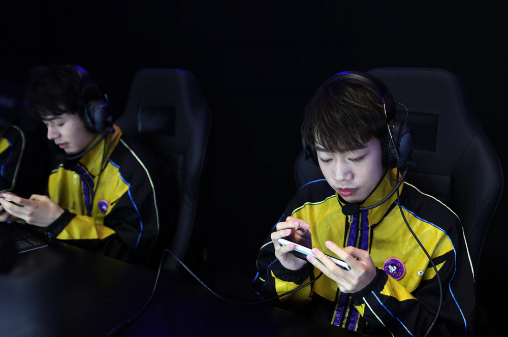 逆袭之路,新晋冠军光芒万丈!的简单介绍 逆袭之路,新晋冠军光芒万丈!的简单介绍