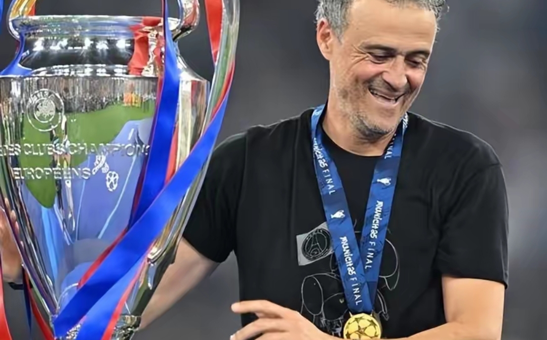 罗马主教练赞誉球员拼搏精神,积极备战下一场的简单介绍 罗马主教练赞誉球员拼搏精神,积极备战下一场的简单介绍