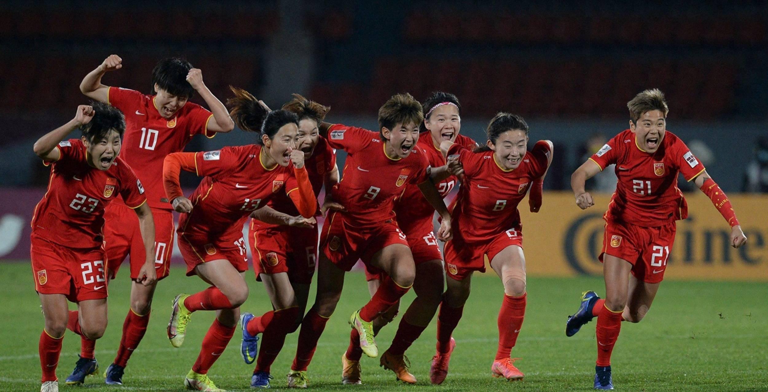 精彩表现再现:中国女足战火连天 精彩表现再现:中国女足战火连天