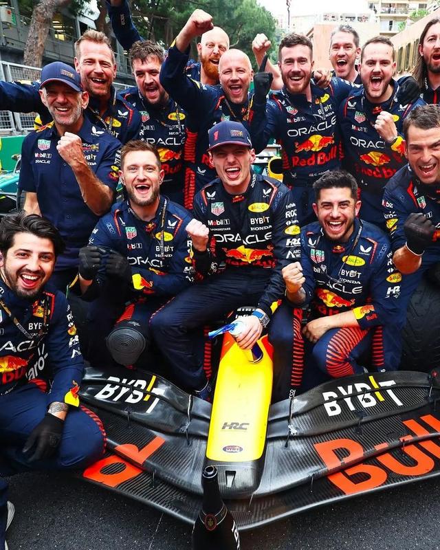 雷诺车队碾压红牛二队,拉塞尔关键制胜的简单介绍 雷诺车队碾压红牛二队,拉塞尔关键制胜的简单介绍