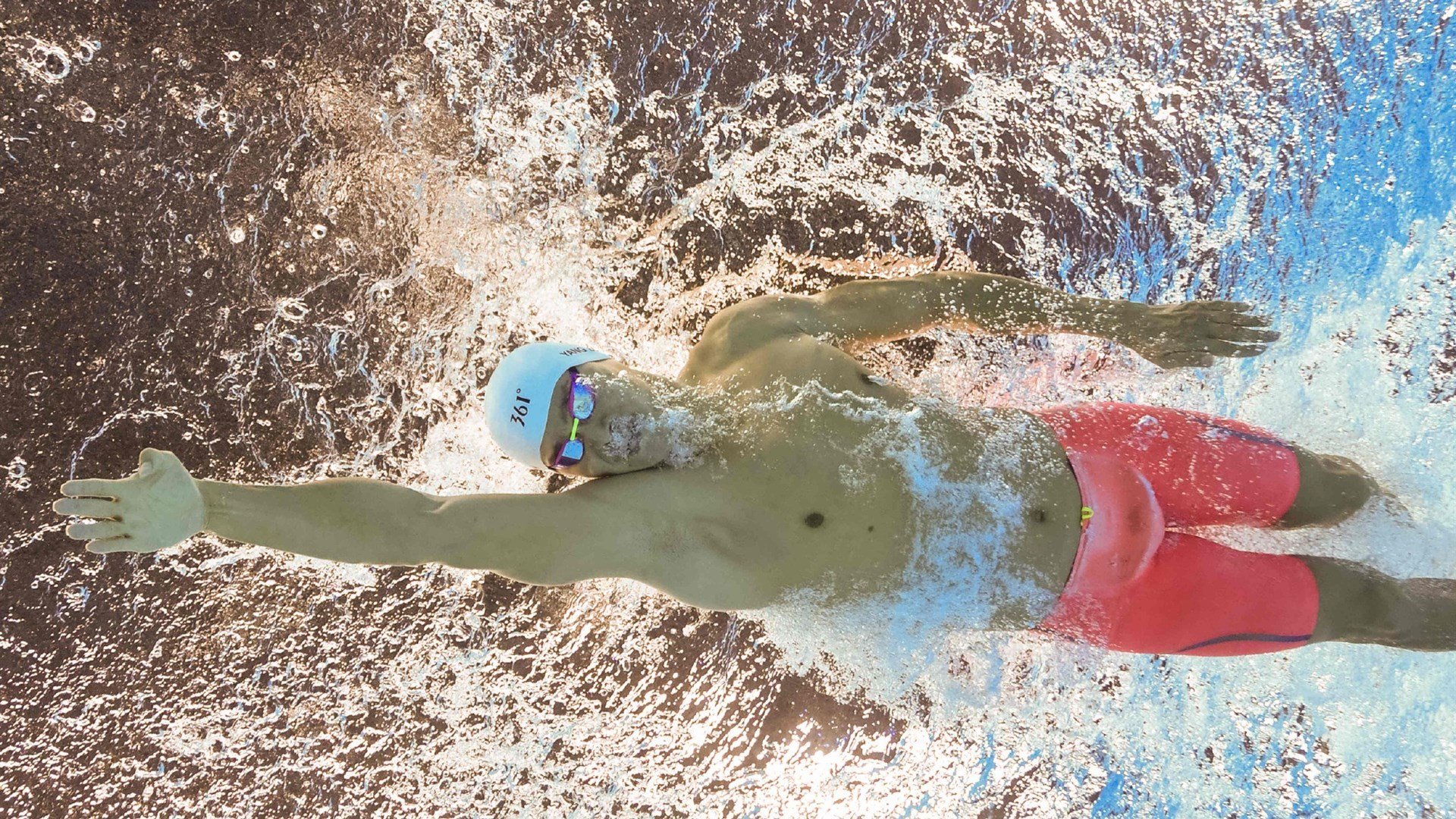 绿茵场上的猛龙，德甲争冠焦点战启示录—当坚韧终结霸权