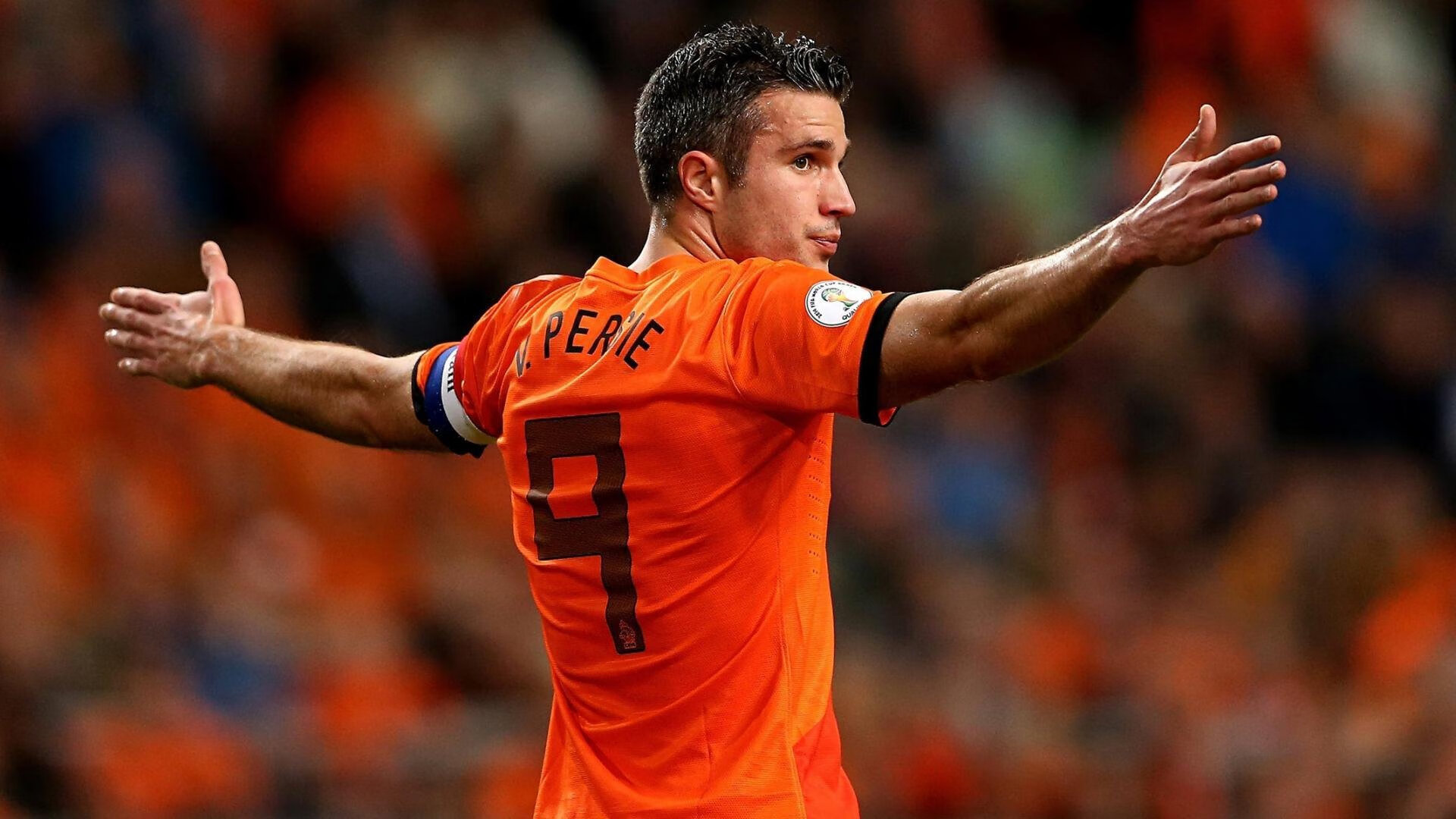 德甲争冠战之夜，阿劳霍关键时刻站出来—铁卫一锤定音，拜仁王朝的裂缝与新生