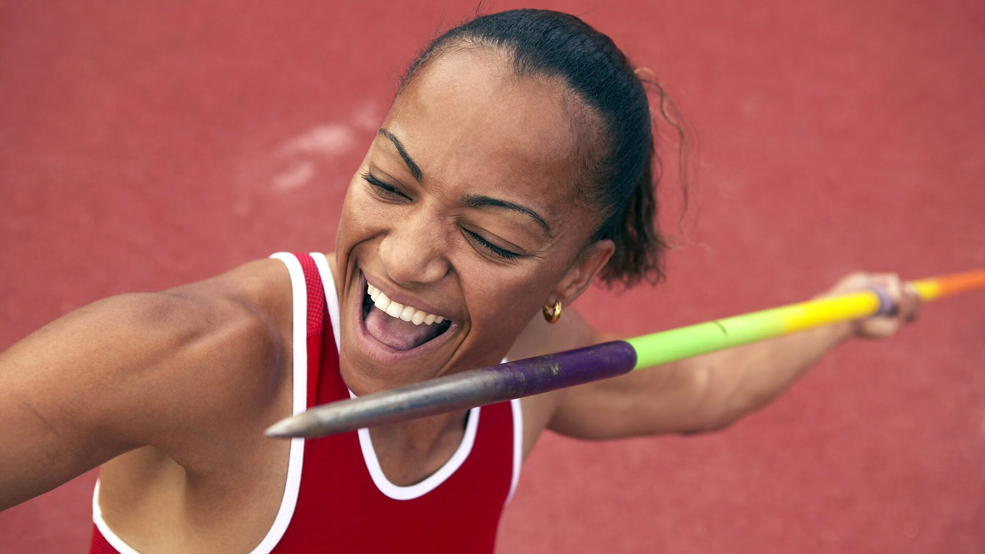 佩德里点燃赛场，波兰战术完胜里昂，一场定义现代足球的经典战役